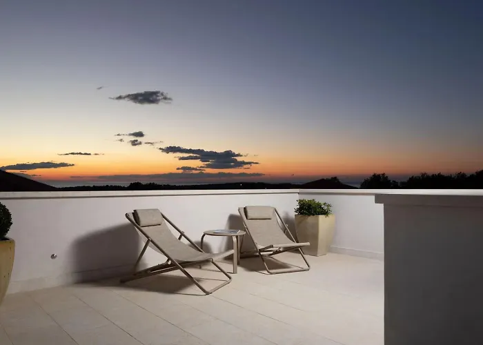 Luxury Adele Near Porec With Sea View And Private Pool Tar-Vabriga