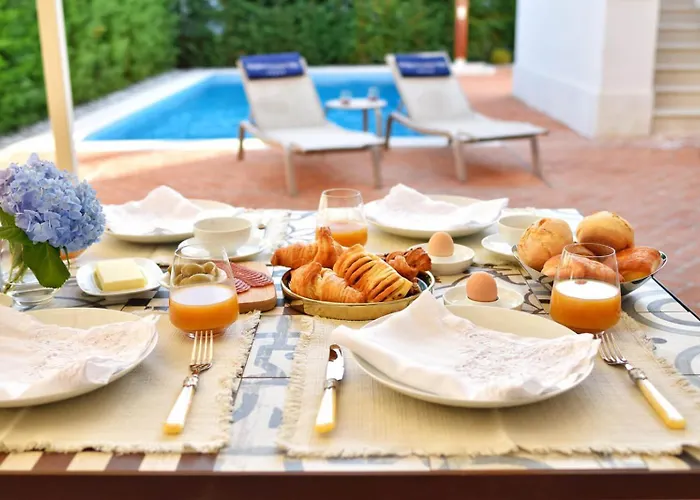 빌라 Luxury Adele Near Porec With Sea View And Private Pool Tar-Vabriga