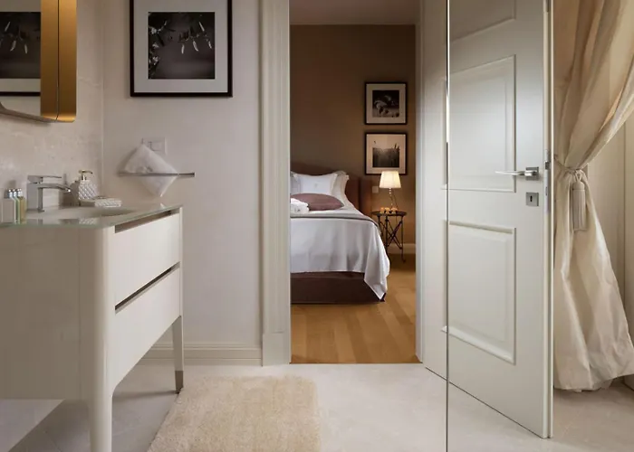 Luxury Adele Near Porec With Sea View And Private Pool *