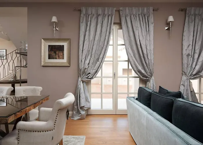 빌라 Luxury Adele Near Porec With Sea View And Private Pool